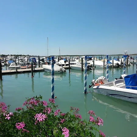 Naonis - * Bibione
